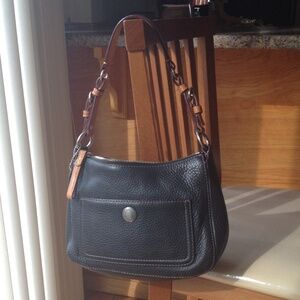 Classic Medium Black Leather Hobo Bag